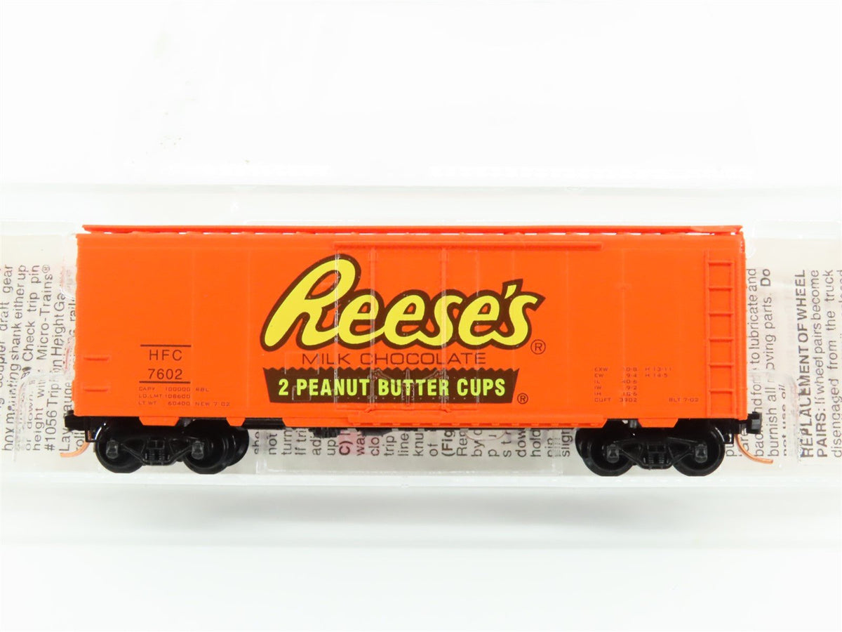 N Scale Micro-Trains MTL 21300 HFC Hershey&#39;s Reese&#39;s 40&#39; Plug Door Box Car #7602