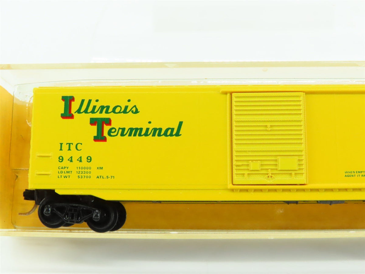 N Scale Kadee Micro-Trains MTL 31011 ITC Illinois Terminal 50&#39; Box Car #9449