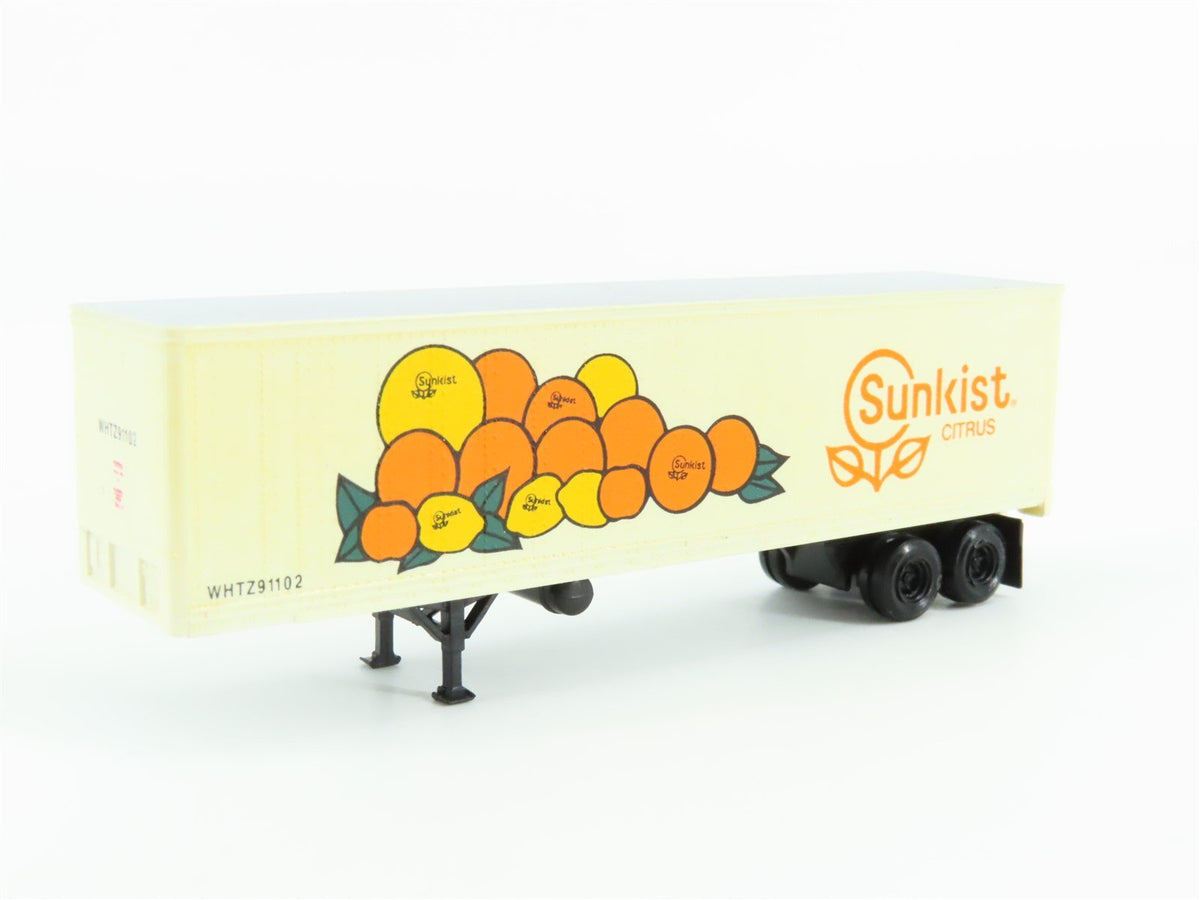 N Scale Kadee Micro-Trains MTL 66000 Sunkist Citrus 40&#39; Van Trailer Custom