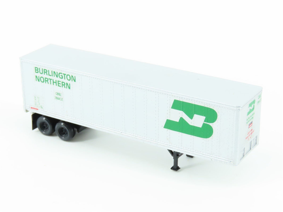 N Kadee Micro-Trains MTL 66000 CBQZ Burlington Northern 40&#39; Van Trailer Custom