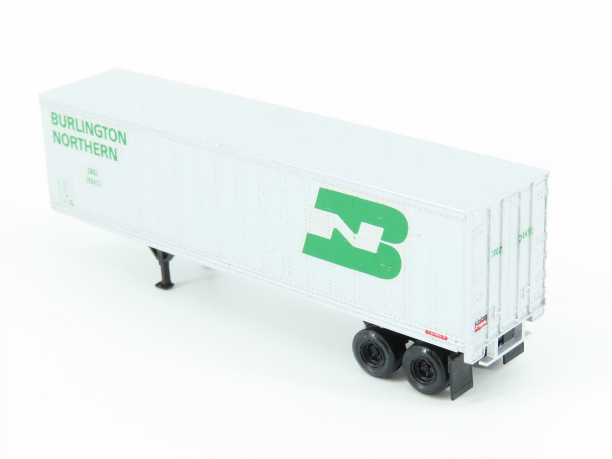 N Kadee Micro-Trains MTL 66000 CBQZ Burlington Northern 40&#39; Van Trailer Custom