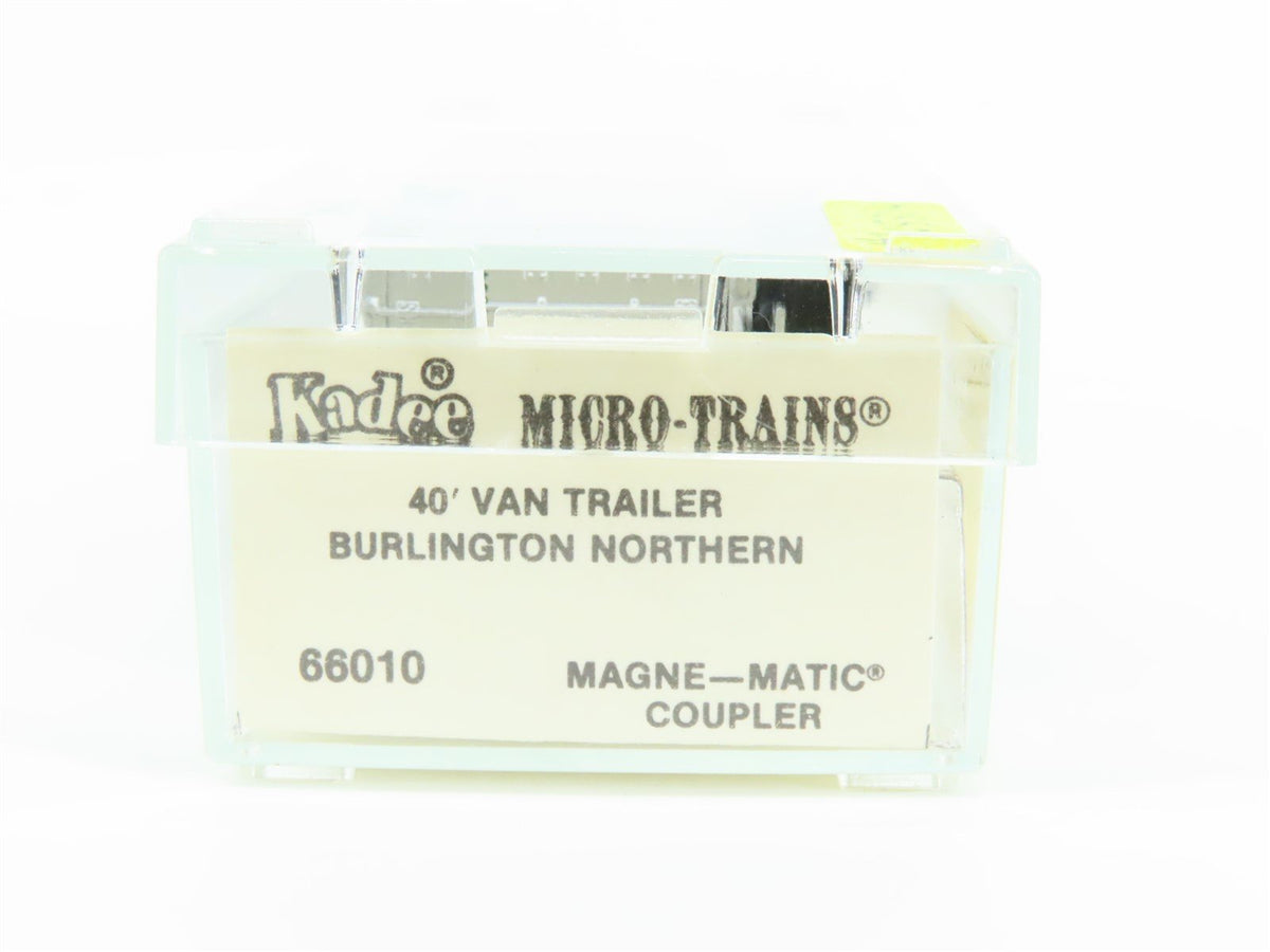 N Kadee Micro-Trains MTL 66010 BNZ Burlington Northern 40&#39; Van Trailer #205504