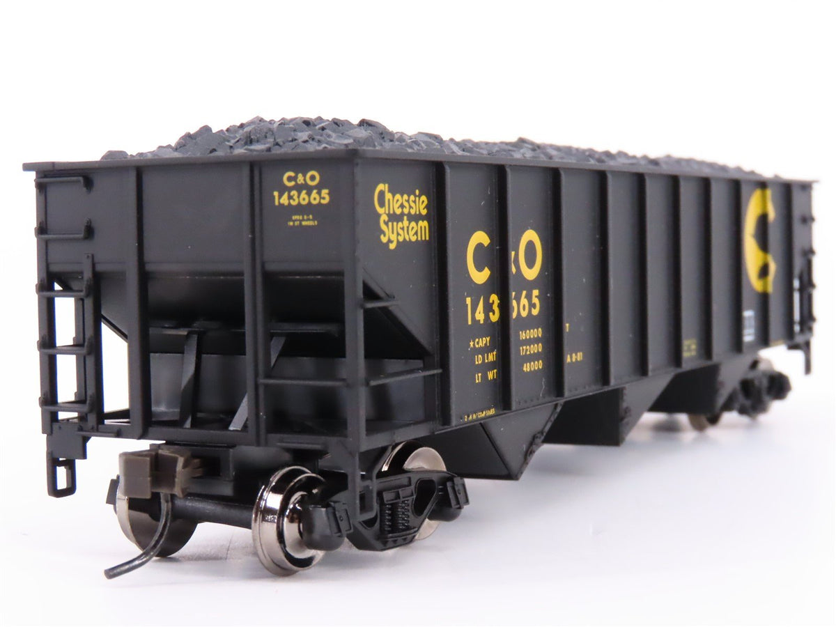 HO Scale Atlas Trainman 1190 C&amp;O Chessie System 3-Bay Hopper #143665 w/ Load