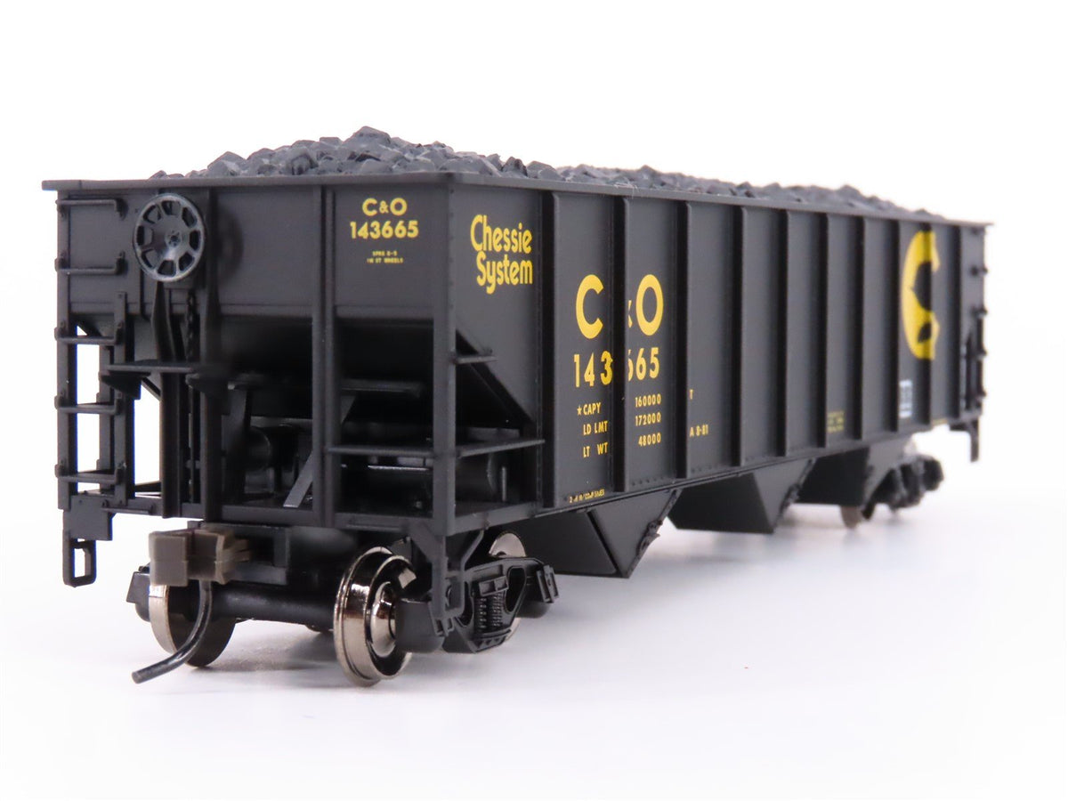 HO Scale Atlas Trainman 1190 C&amp;O Chessie System 3-Bay Hopper #143665 w/ Load