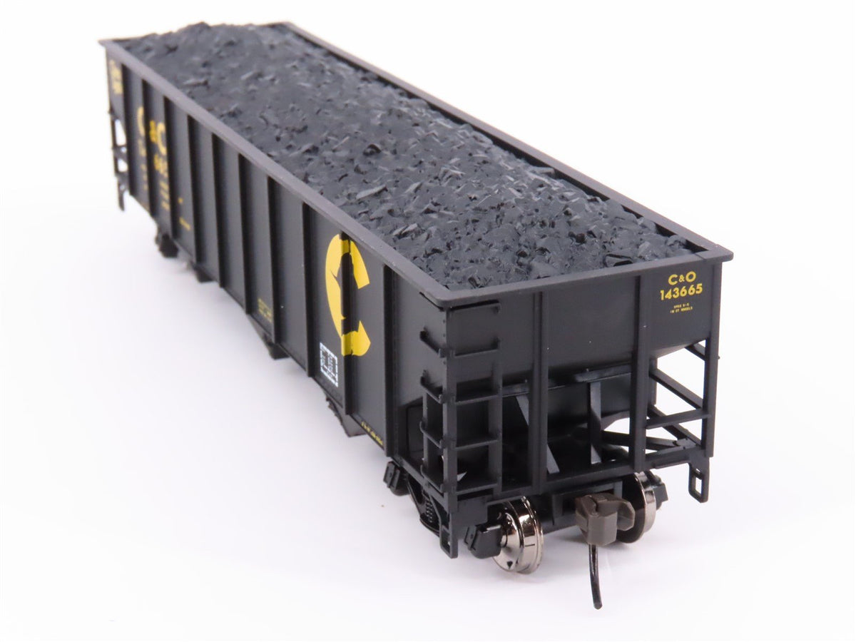 HO Scale Atlas Trainman 1190 C&amp;O Chessie System 3-Bay Hopper #143665 w/ Load