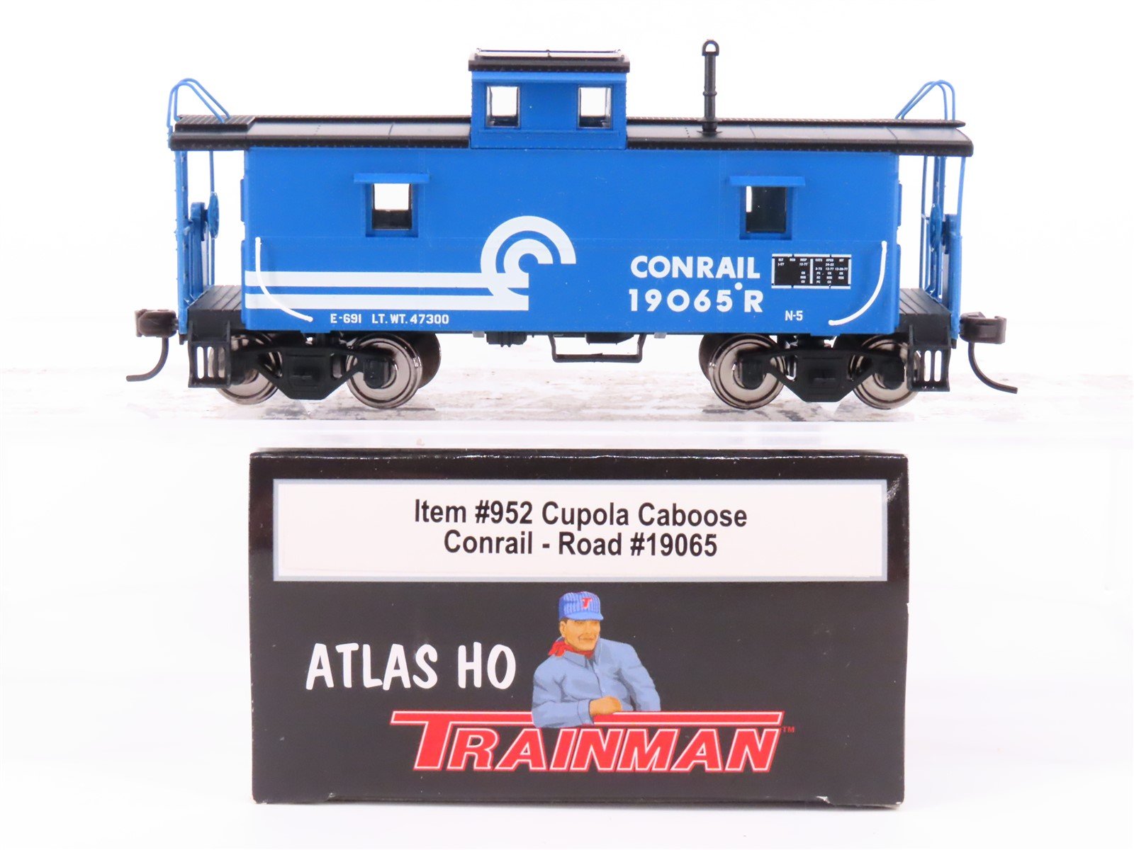 HO Scale Atlas Trainman 952 CR Conrail Cupola Caboose #19065