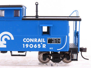 HO Scale Atlas Trainman 952 CR Conrail Cupola Caboose #19065