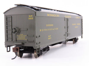 HO Scale Athearn RTR 92566 MP Missouri Pacific 50' Express Reefer Car #3157