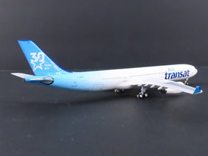1:400 Big-Bus Models Die-Cast Air Transat 