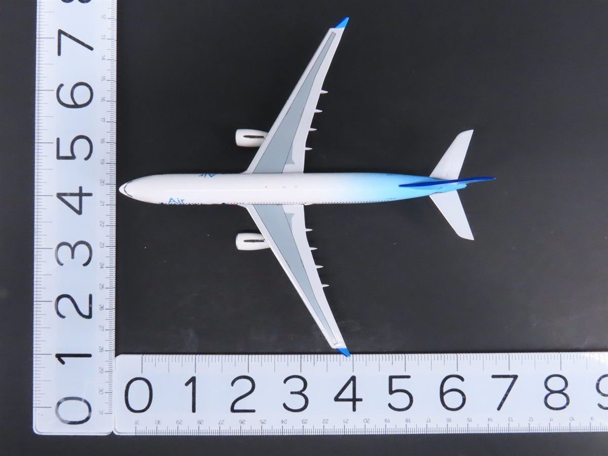 1:400 Big-Bus Models Die-Cast Air Transat &quot;30&quot; Airbus A330-300 Airliner