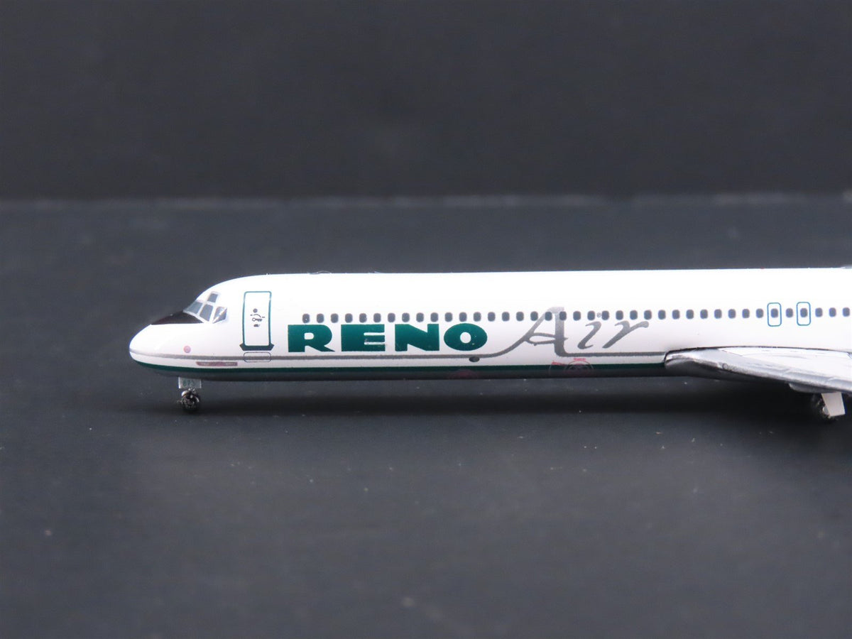 1:400 Scale Phoenix Die-Cast Reno Air McDonnell Douglas MD-83 Airliner
