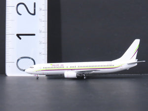 1:400 Scale GeminiJets GJBSK349 Die-Cast Miami Air Boeing 737-81Q Airliner