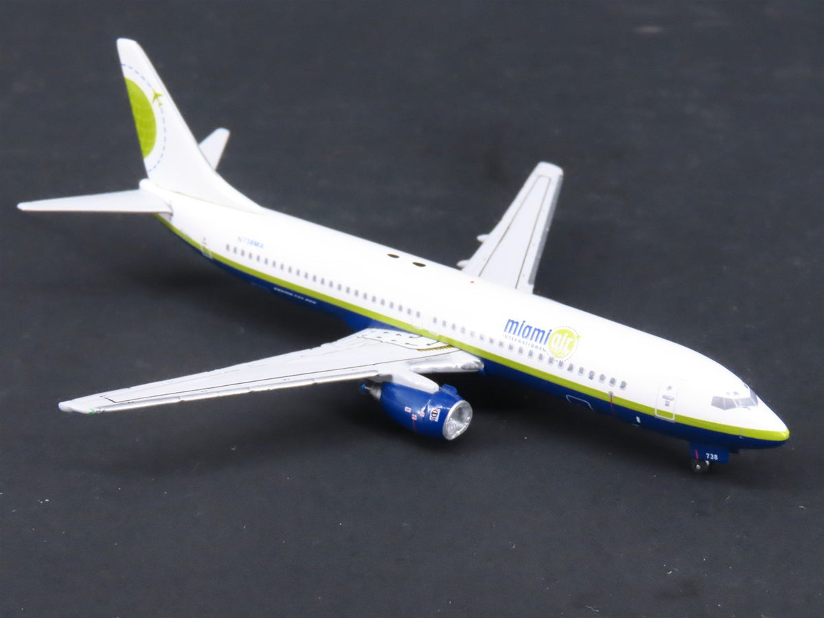 1:400 Scale GeminiJets II GJBSK450 Die-Cast Miami Air Boeing 737-800 Airliner