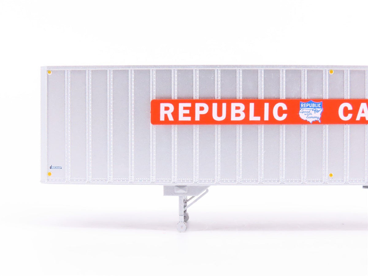 HO Scale Rapido 403031 Republic Carloading 40&#39; Exterior-Post Van Trailer #S-4032