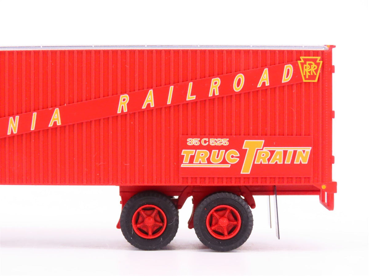 HO Scale Rapido #403013 PRR Pennsylvania 35&#39; Integral-Post Van Trailer #C-525