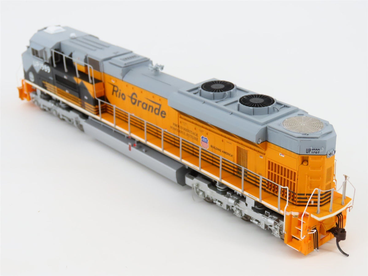 HO Scale Athearn Genesis UP Heritage SD70ACe 6-Unit Diesel Set - DCC Ready