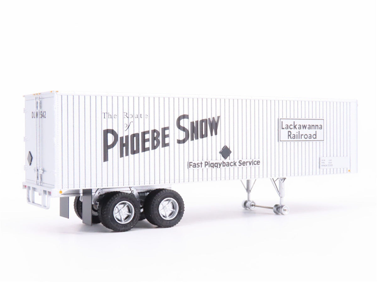 HO Scale Rapido #403004 DL&amp;W Phoebe Snow 35&#39; Integral-Post Van Trailer #542