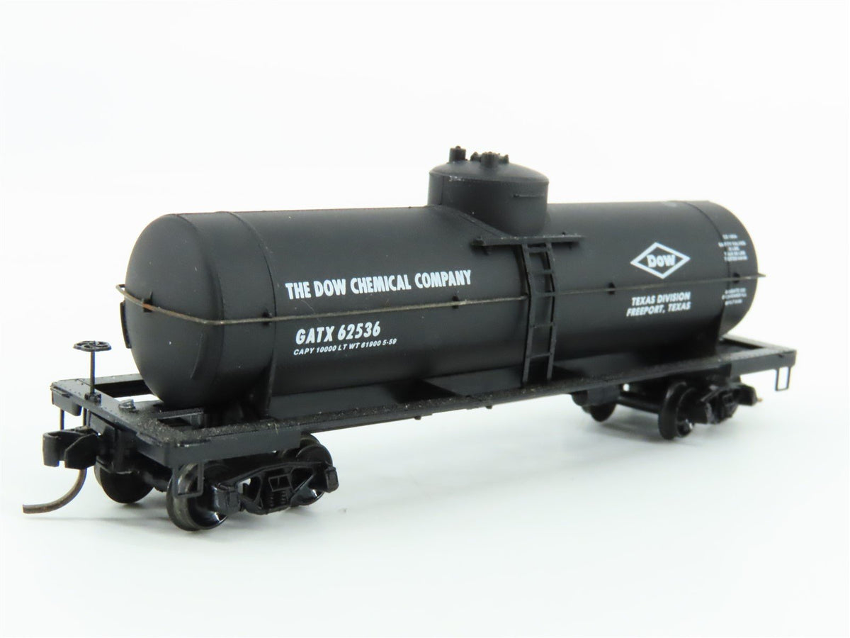 N Scale Kadee Micro-Trains MTL 65100 GATX Dow Chemical 39&#39; Tank Car #62536