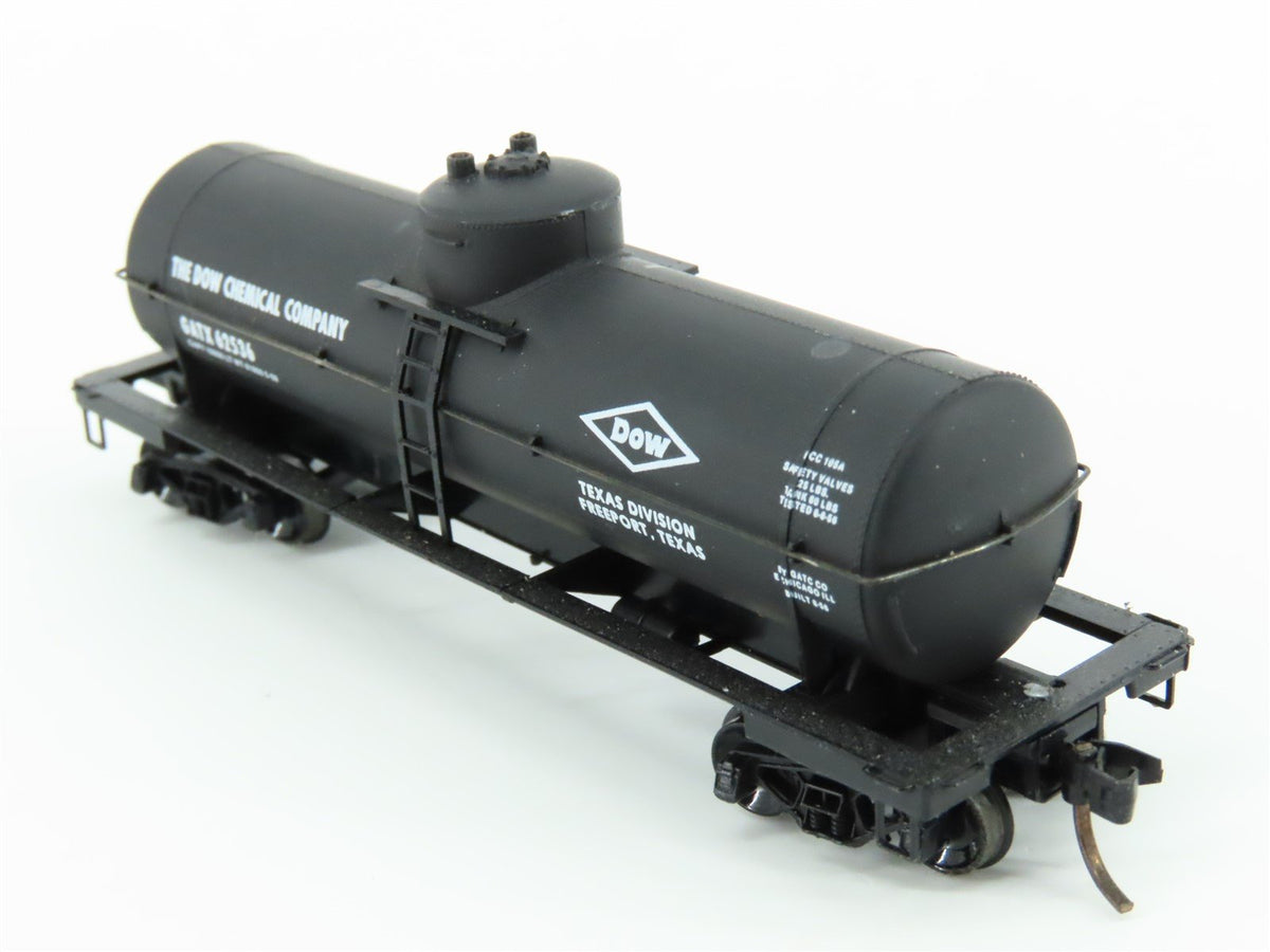 N Scale Kadee Micro-Trains MTL 65100 GATX Dow Chemical 39&#39; Tank Car #62536