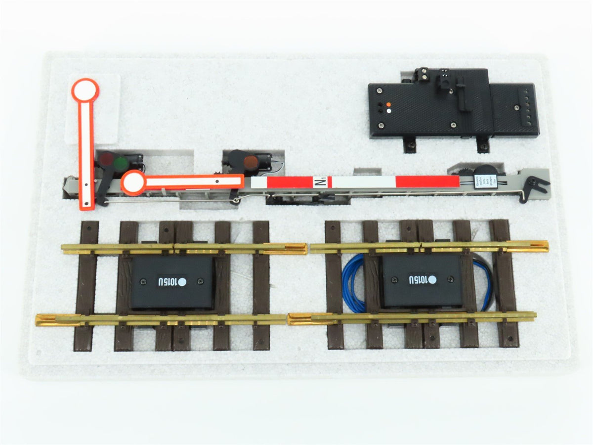 G Scale LGB 5094 Double-Armed Semaphore Main Signal Hp0/Hp2 w/ Disconnect Tracks