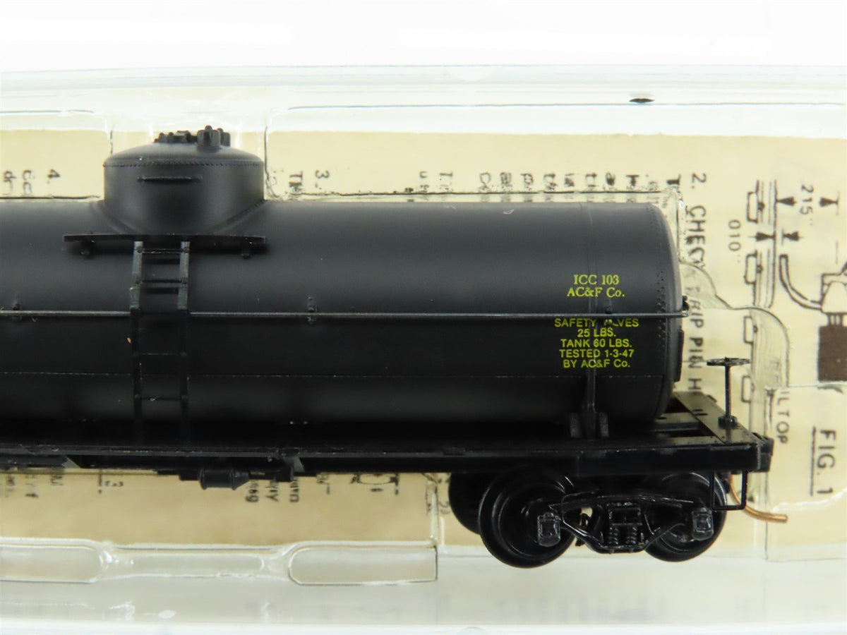 N Scale Kadee Micro-Trains MTL 65122 UTLX Union 39&#39; Single Dome Tank Car #73034