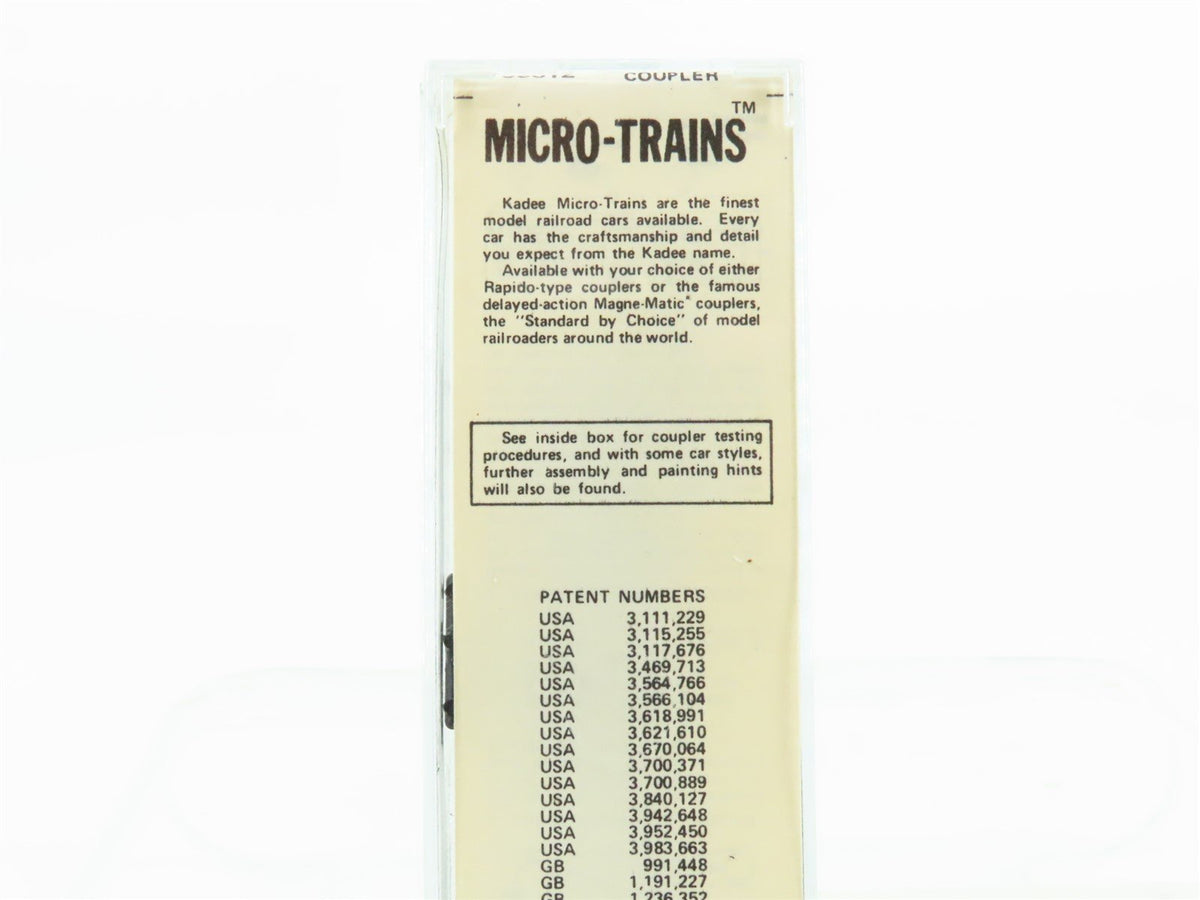 N Scale Kadee Micro-Trains MTL 65012 ATSF Santa Fe Railroad 39&#39; Tank Car #100877