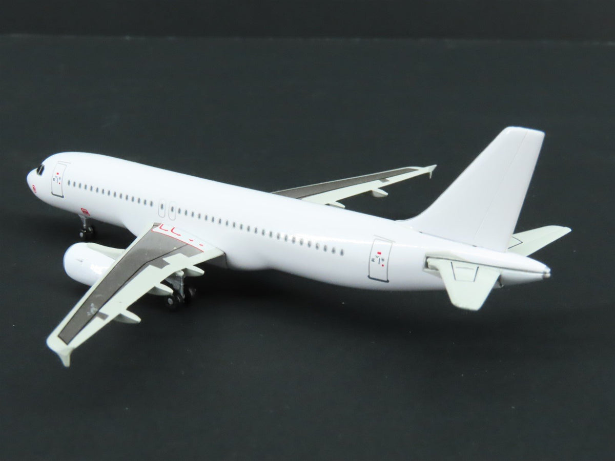 1:400 Dragon Wings 57002-03 Die-Cast All Whites Stripes Airbus A320 Airliner