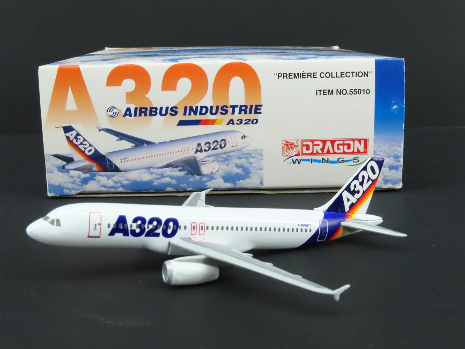 1:400 Dragon Wings 55010 Die-Cast Airbus Industrie A320 Airliner