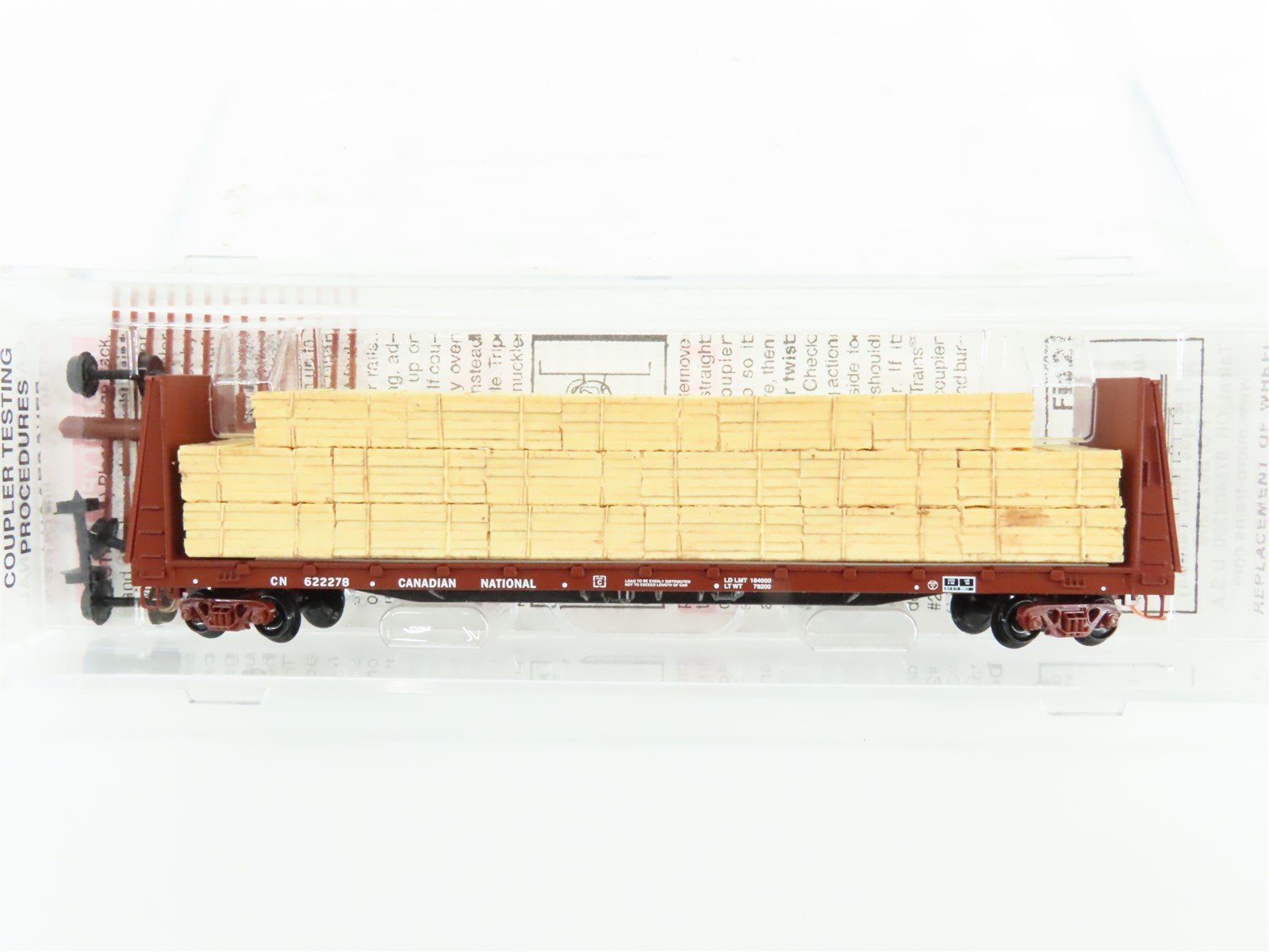 N Micro-Trains MTL 54140 CN Canadian National Bulkhead Flat Car #622278 w/ Load