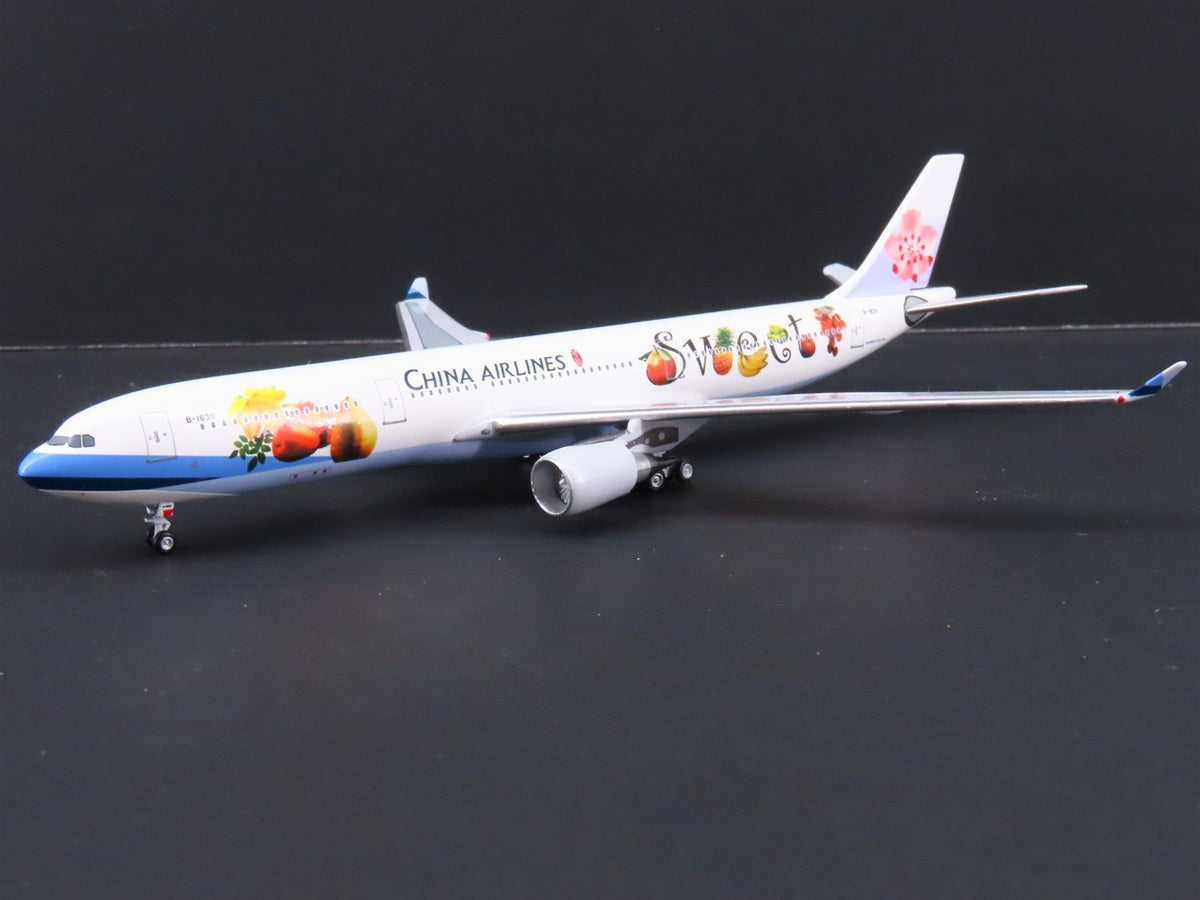 1:400 Scale Big-Bus Models Die-Cast China Airlines &quot;Sweet&quot; A330-302 Airliner