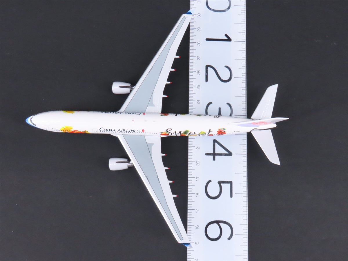 1:400 Scale Big-Bus Models Die-Cast China Airlines &quot;Sweet&quot; A330-302 Airliner