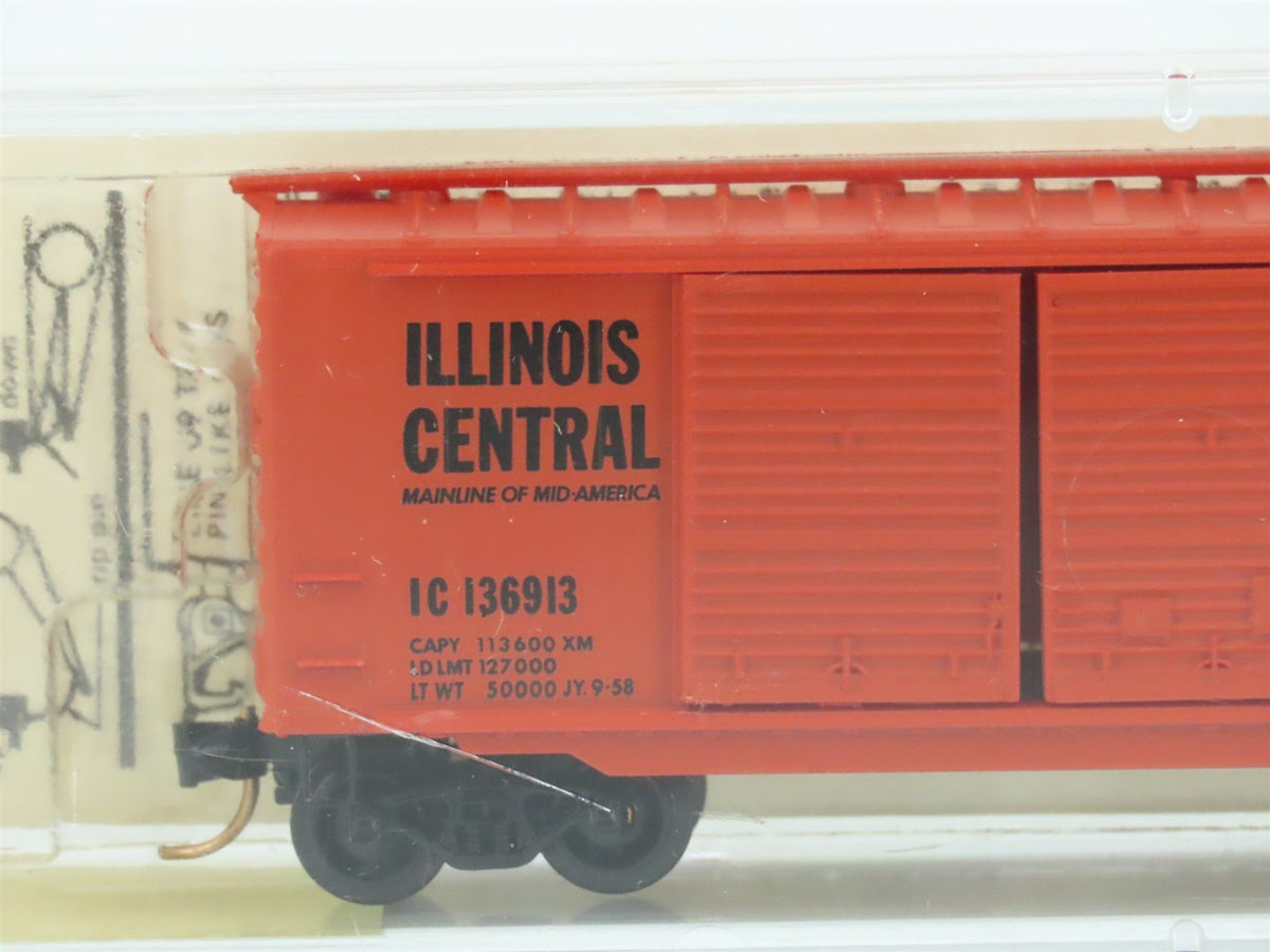 N Scale Kadee Micro-Trains MTL 23090 IC Illinois Central 40&#39; Box Car #136913