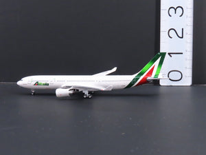 1:400 Scale Big-Bus Models Die-Cast Alitalia Airbus A330-202 Airliner