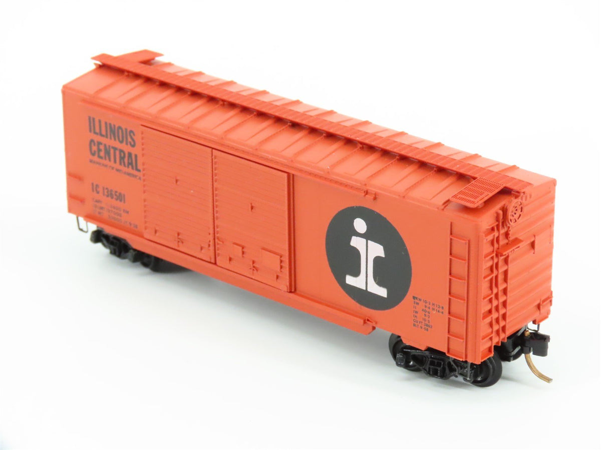 N Scale Kadee Micro-Trains MTL 23090 IC Illinois Central 40&#39; Box Car #136501