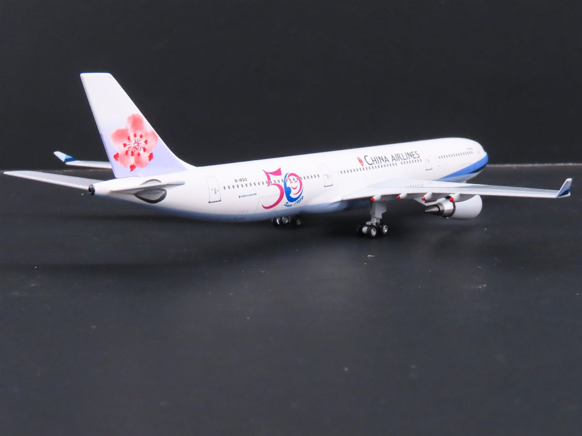 1:400 Scale Big-Bus Models Die-Cast China Airlines &quot;50&quot; Airbus A330-300