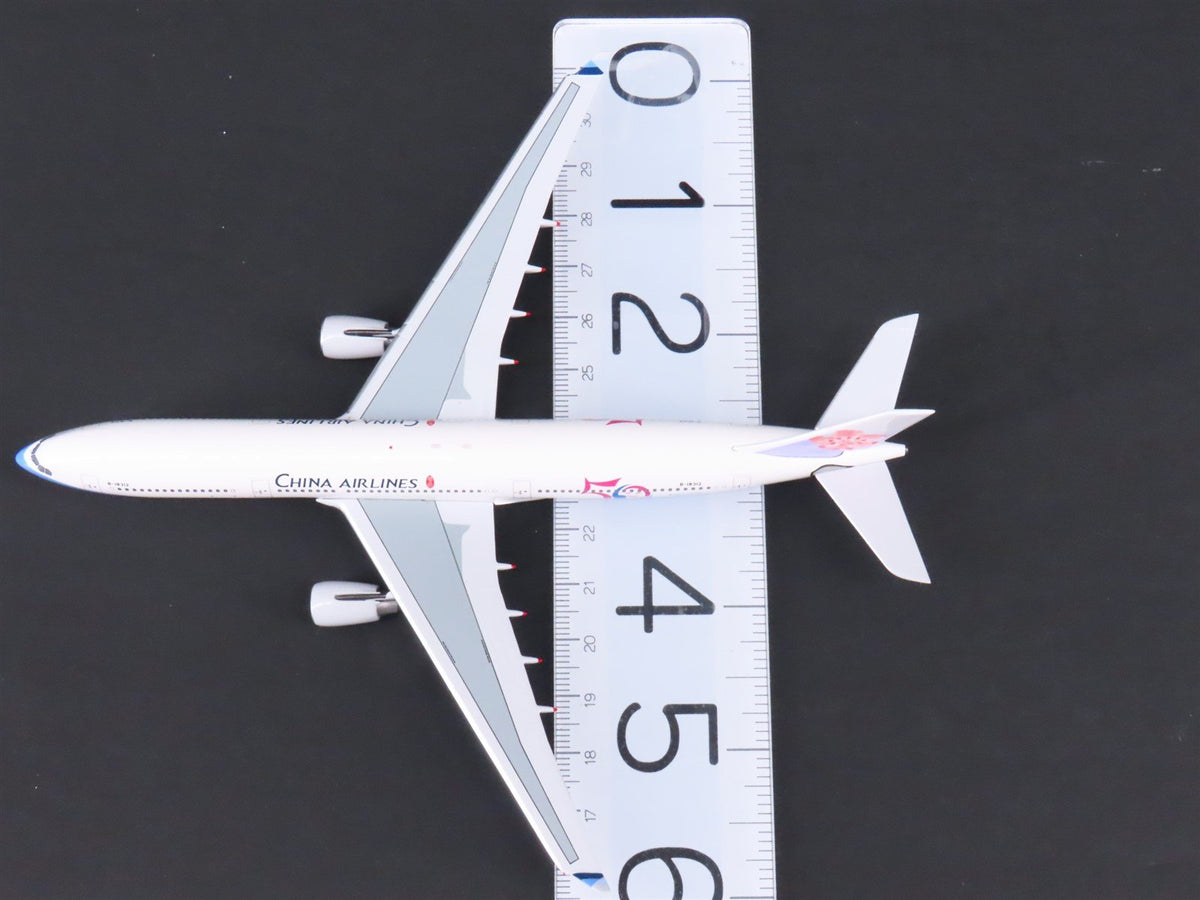 1:400 Scale Big-Bus Models Die-Cast China Airlines &quot;50&quot; Airbus A330-300