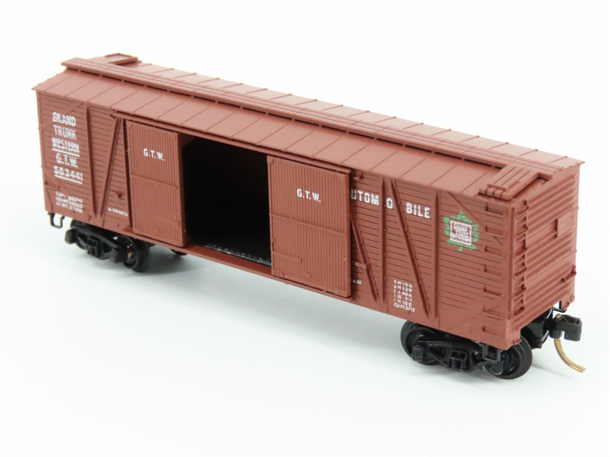 N Scale Kadee Micro-Trains MTL 29010 GTW Grand Trunk Western 40&#39; Box Car #583441