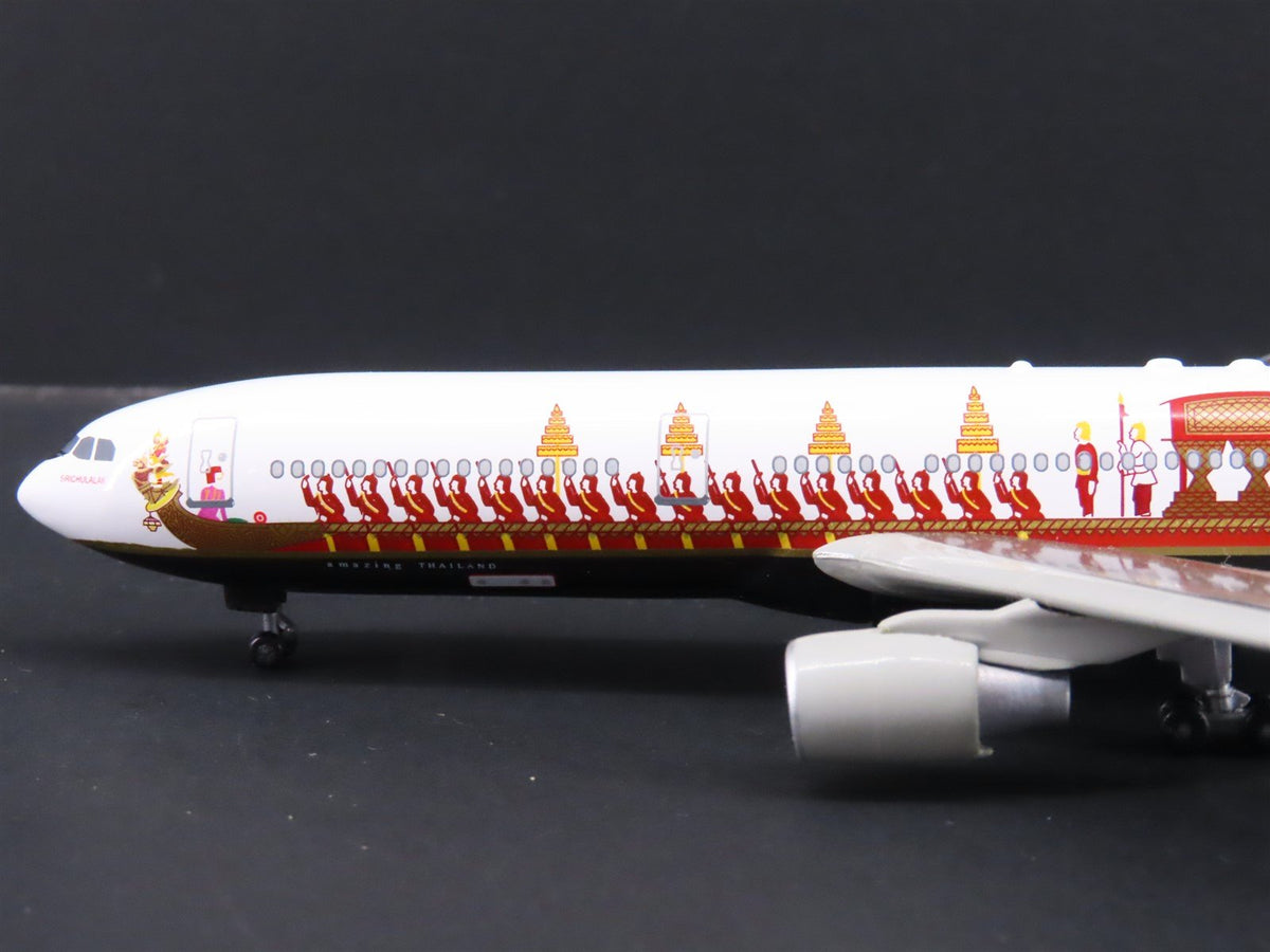 1:400 Dragon Wings 55187 Die-Cast Thai Airbus A330-322 Airliner w/ Stand