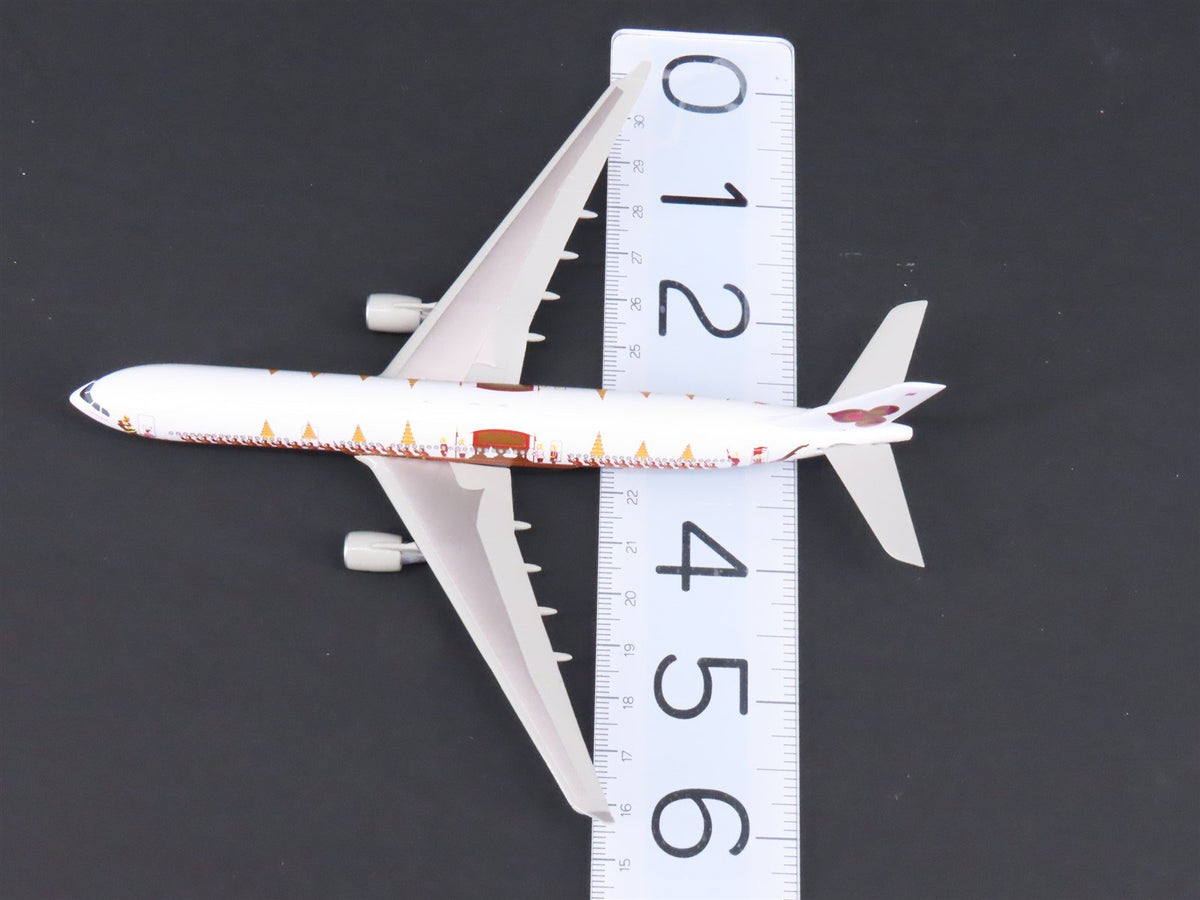 1:400 Dragon Wings 55187 Die-Cast Thai Airbus A330-322 Airliner w/ Stand