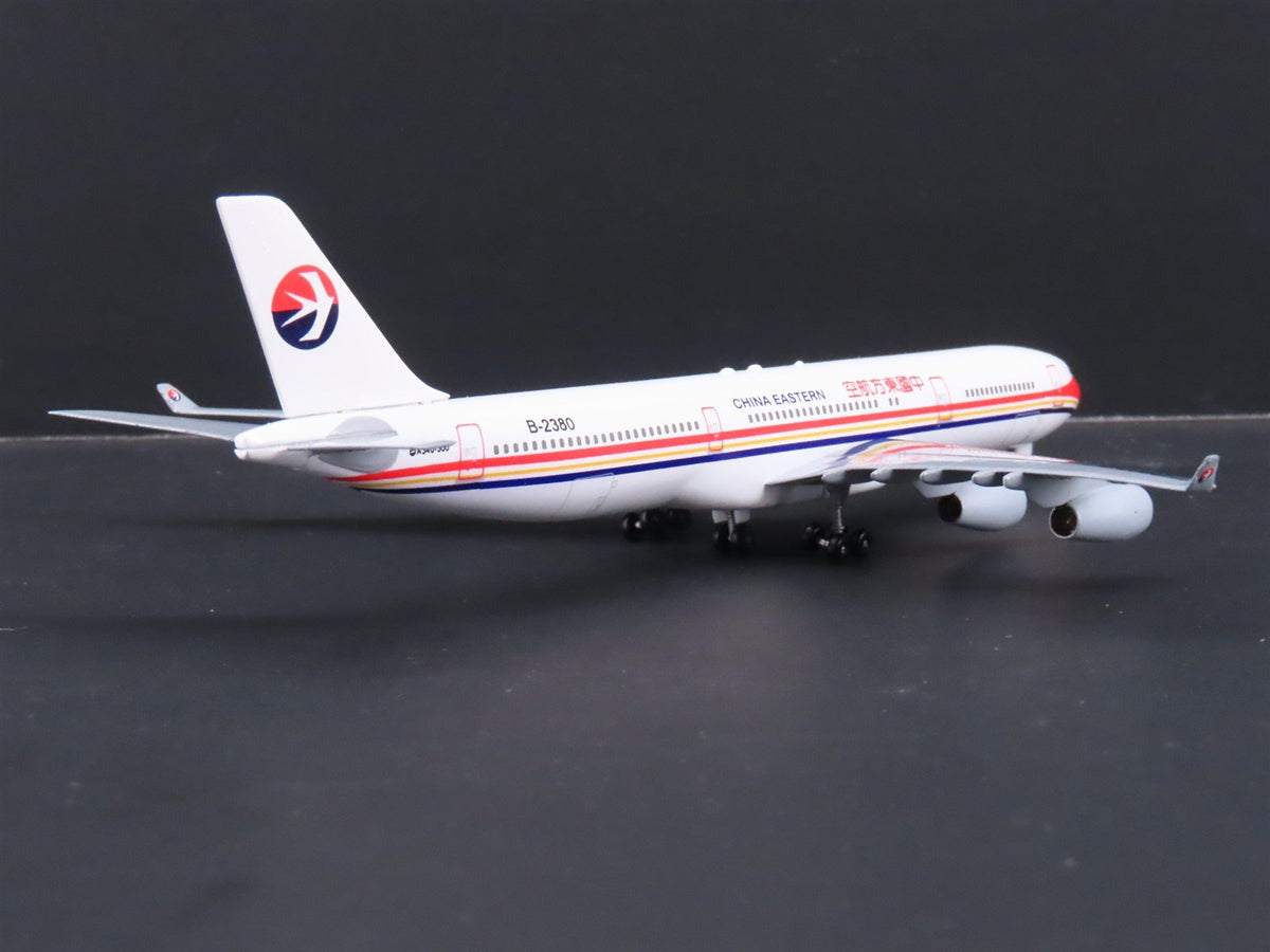 1:400 Dragon Wings 55005 Die-Cast China Eastern Airbus A340-313 Airliner wStand