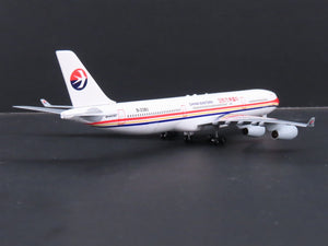 1:400 Dragon Wings 55005 Die-Cast China Eastern Airbus A340-313 Airliner wStand