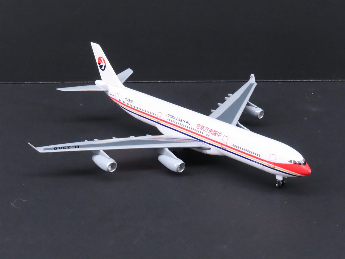 1:400 Dragon Wings 55005 Die-Cast China Eastern Airbus A340-313 Airliner wStand