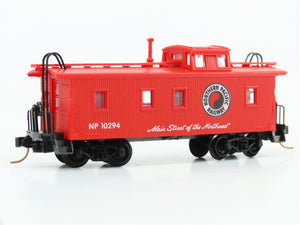 N Scale Kadee Micro-Trains MTL 3-A NP Northern Pacific Railway Caboose #10294