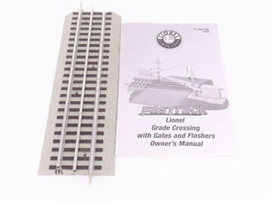 O Gauge Lionel 6-12062 Grade Crossing w/ Gates and Flashers Track Piece