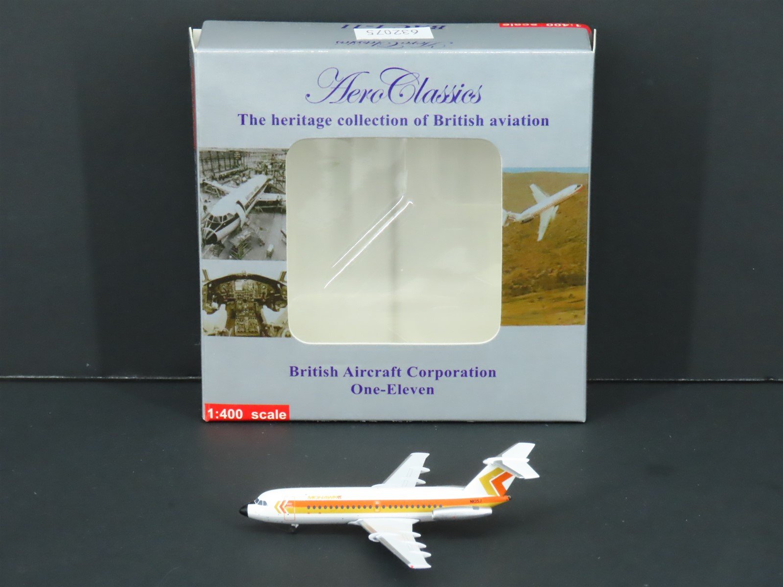 1:400 Scale Aero Classics Die-Cast Mohawk British Aircraft Corp BAC-111 Airliner
