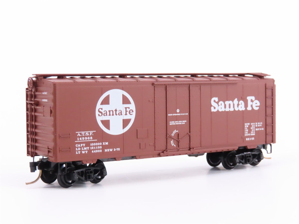 N Scale Micro-Trains MTL 21110 ATSF Santa Fe 40&#39; Plug Door Box Car #149968