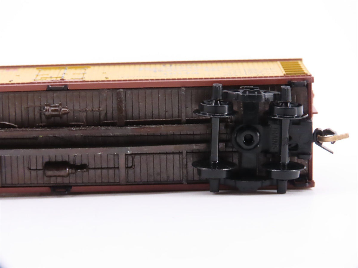 N Scale Micro-Trains MTL 49470 URTC Land O&#39; Lakes 40&#39; Wood Reefer #10134