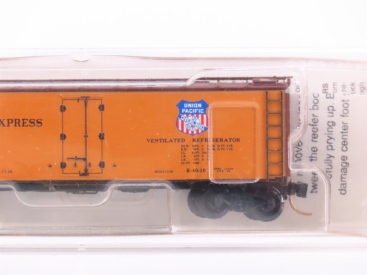 N Scale Micro-Trains MTL 59010 SP UP PFE Pacific Fruit Express 40&#39; Reefer #40400