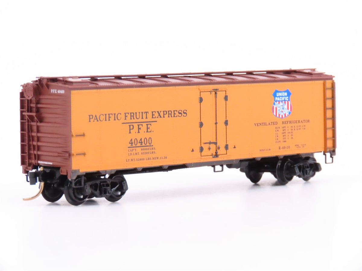 N Scale Micro-Trains MTL 59010 SP UP PFE Pacific Fruit Express 40&#39; Reefer #40400