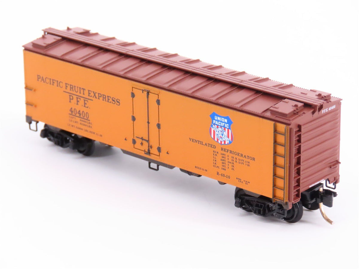 N Scale Micro-Trains MTL 59010 SP UP PFE Pacific Fruit Express 40&#39; Reefer #40400